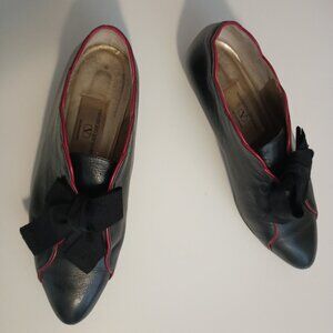 Valentino Garavani leather flats size 5-1/2